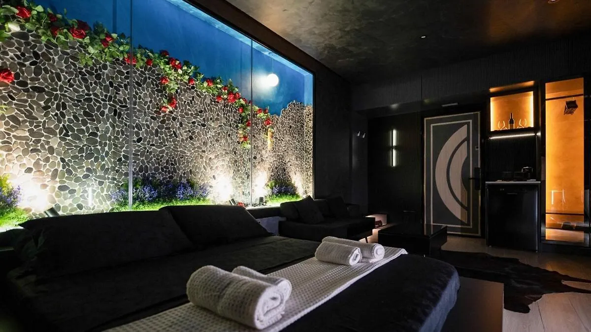 446 Black Suite Luxury Shkodër Albania